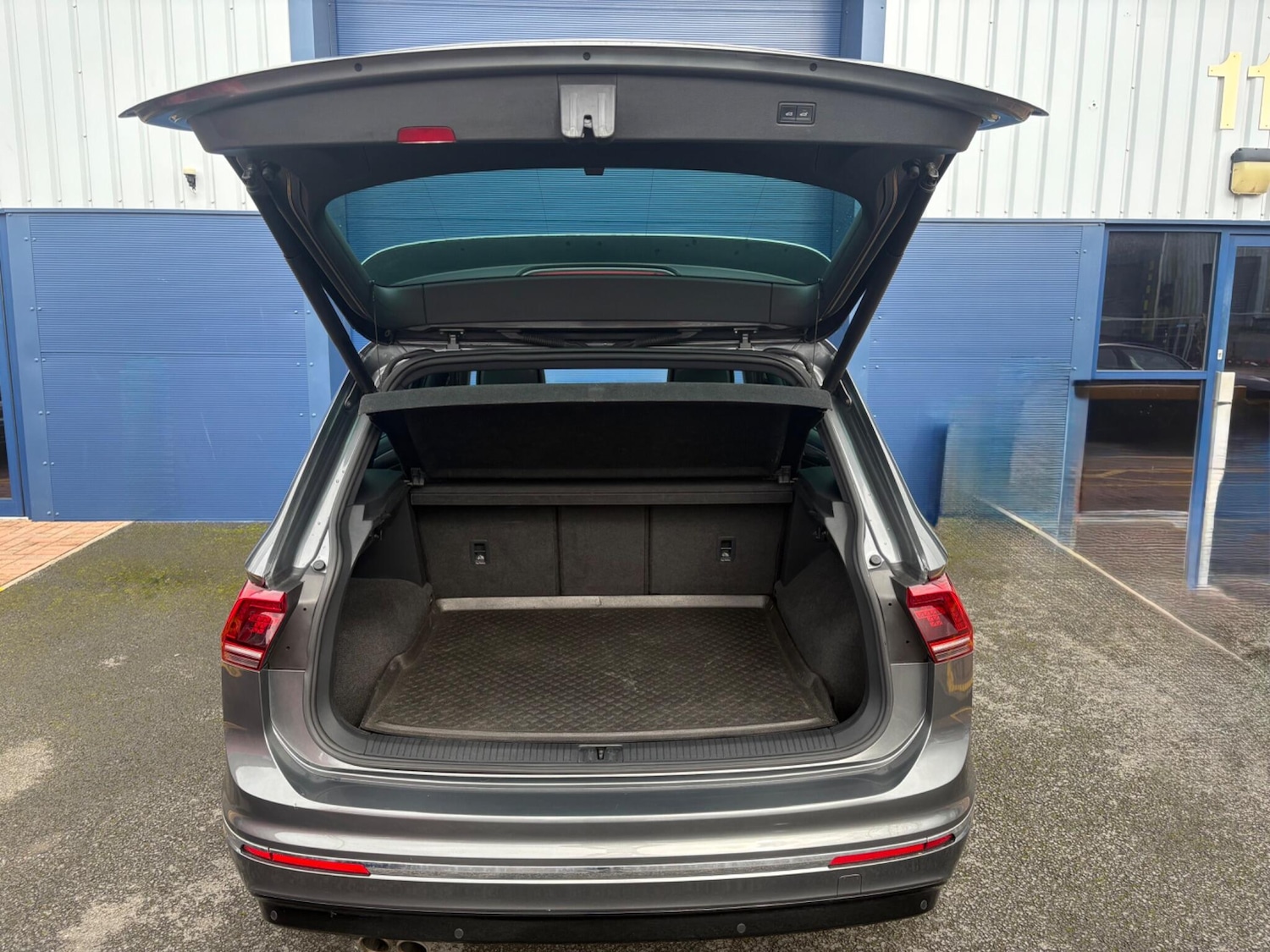 Used Volkswagen Tiguan for sale - 77658766: Photo 12