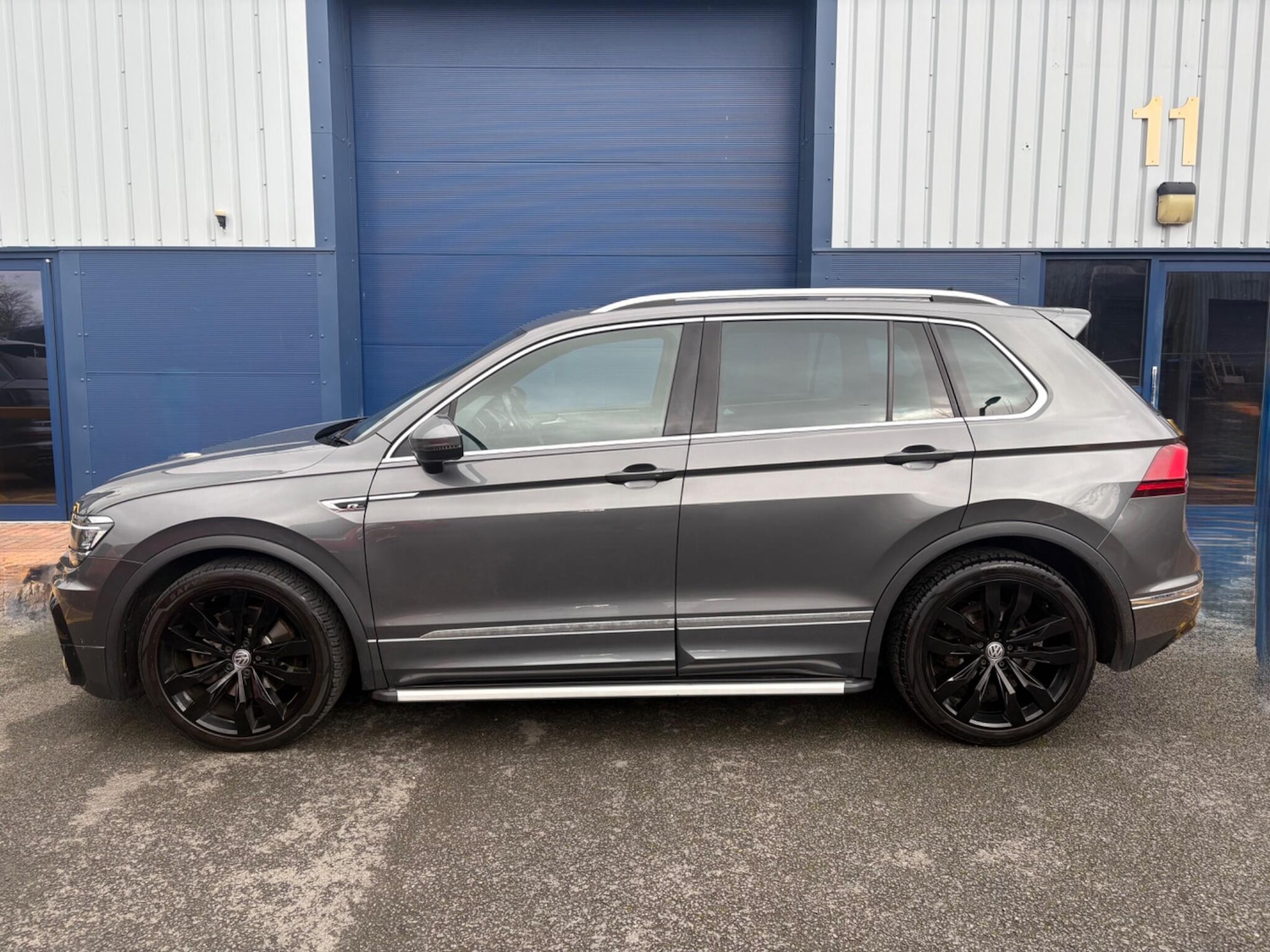 Used Volkswagen Tiguan for sale - 77658766: Photo 3