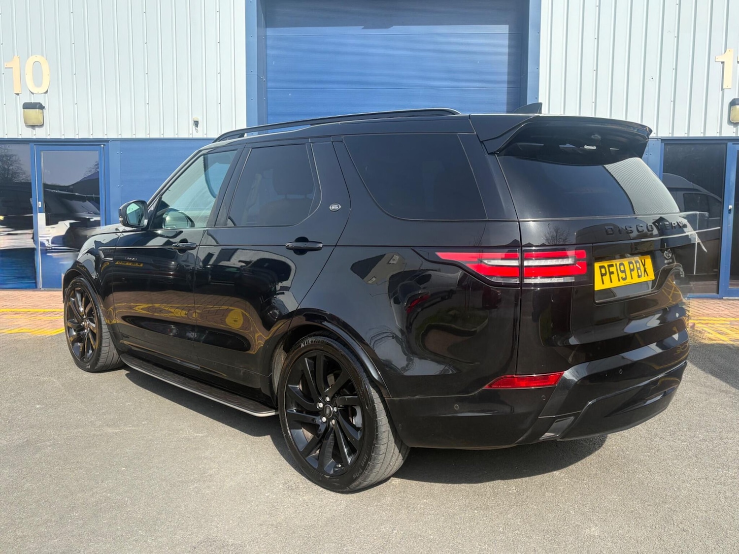 Used Land Rover Discovery 2019 for sale - 77970322: Photo 10