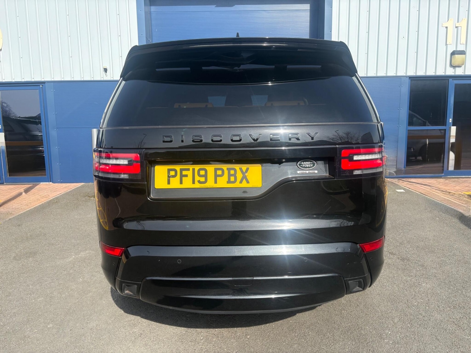 Used Land Rover Discovery 2019 for sale - 77970322: Photo 12