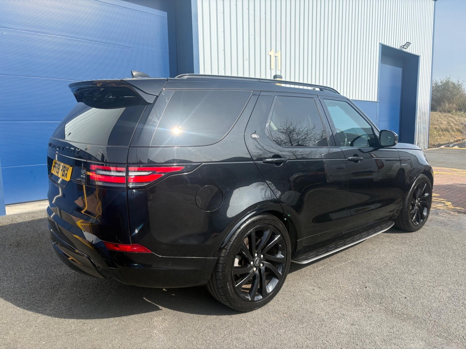 Used Land Rover Discovery 2019 for sale - 77970322: Photo 7