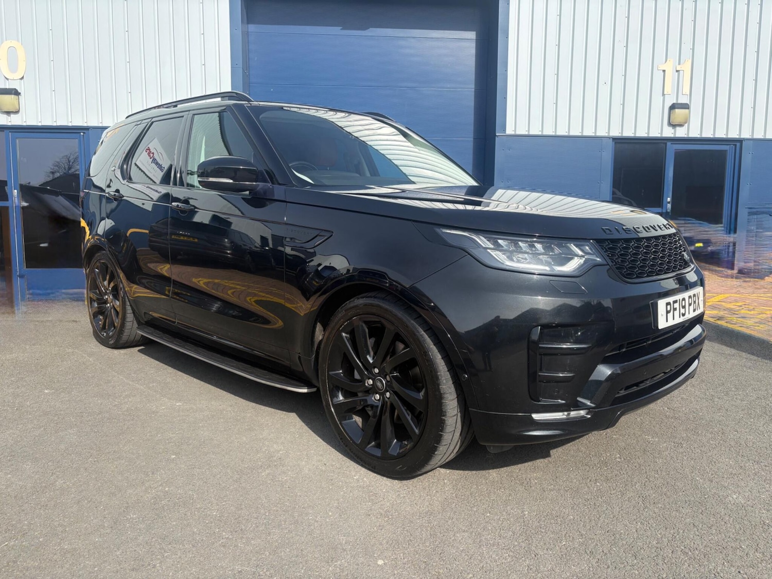 Used Land Rover Discovery 2019 for sale - 77970322: Photo 8