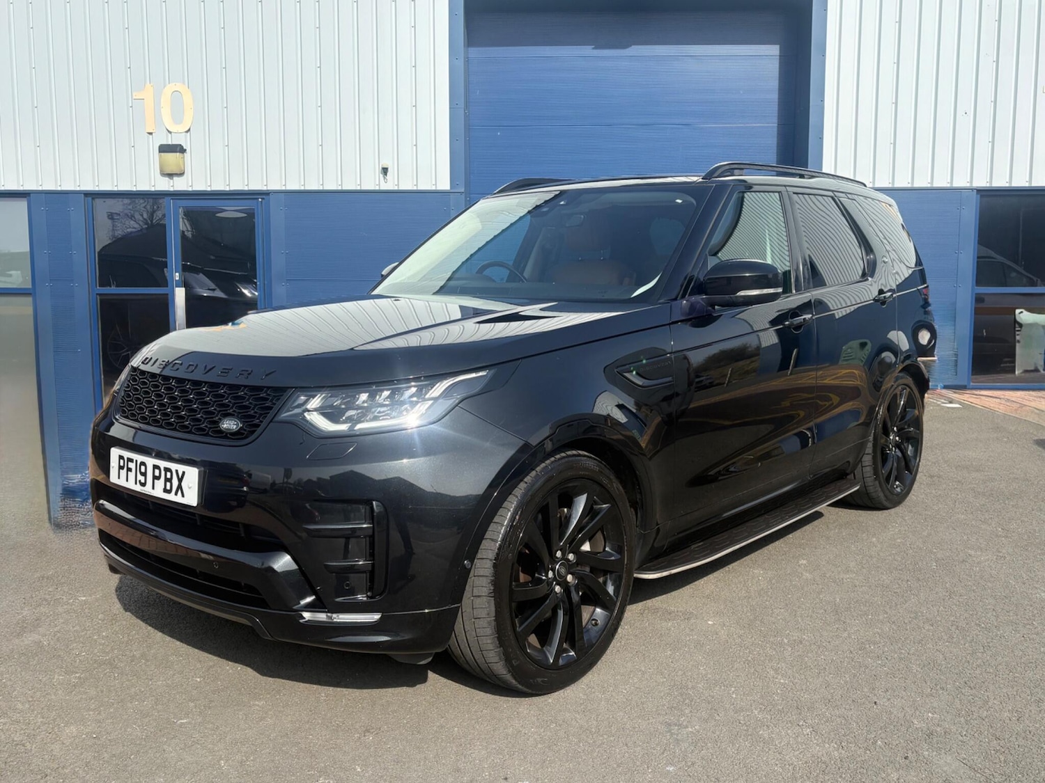 Used Land Rover Discovery 2019 for sale - 77970322: Photo 9