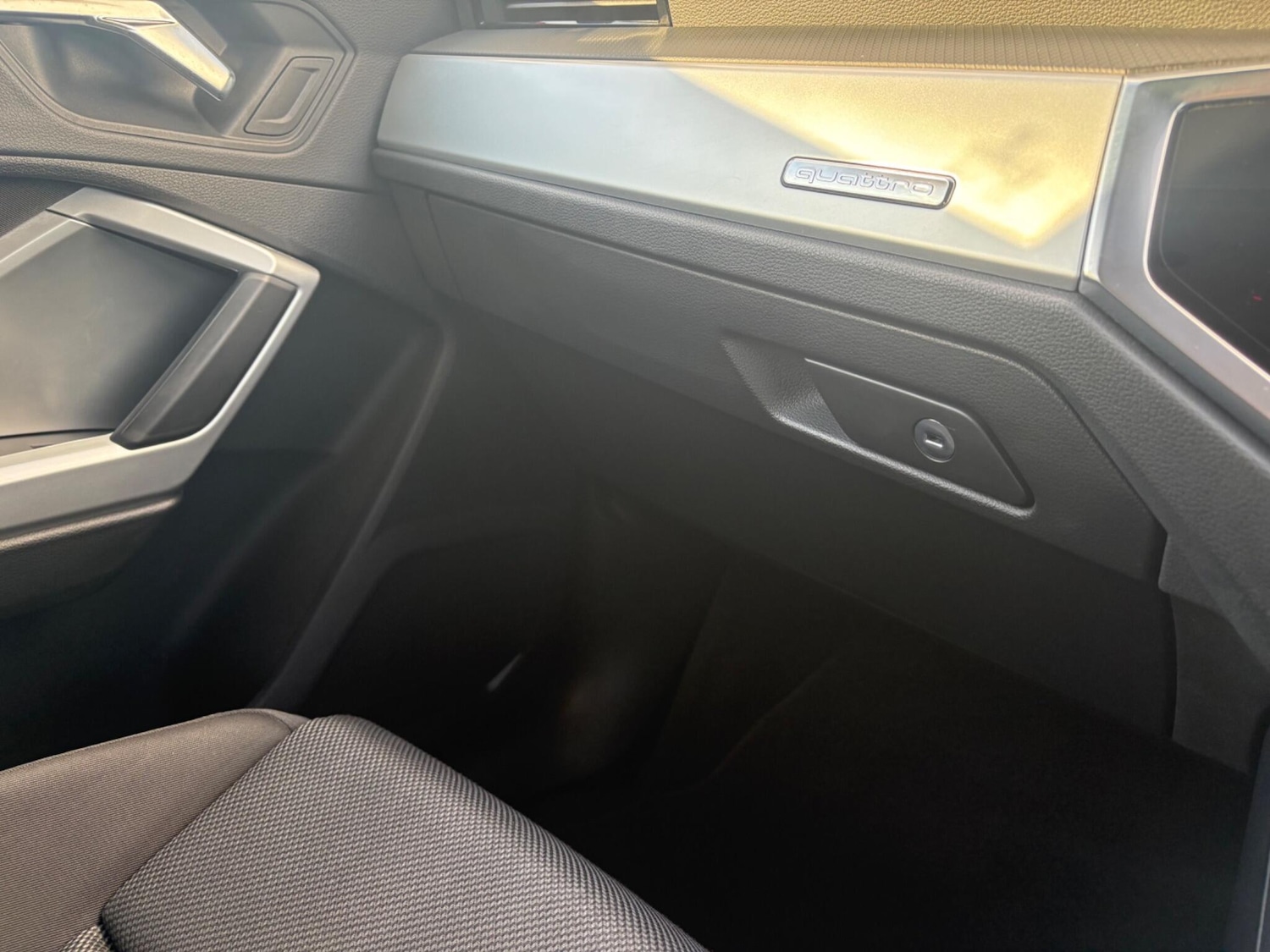 Used Audi Q3 2019 for sale - 77585639: Photo 15