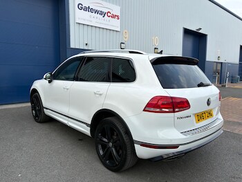 Used Volkswagen Touareg 2017 for sale - 78388409: Photo