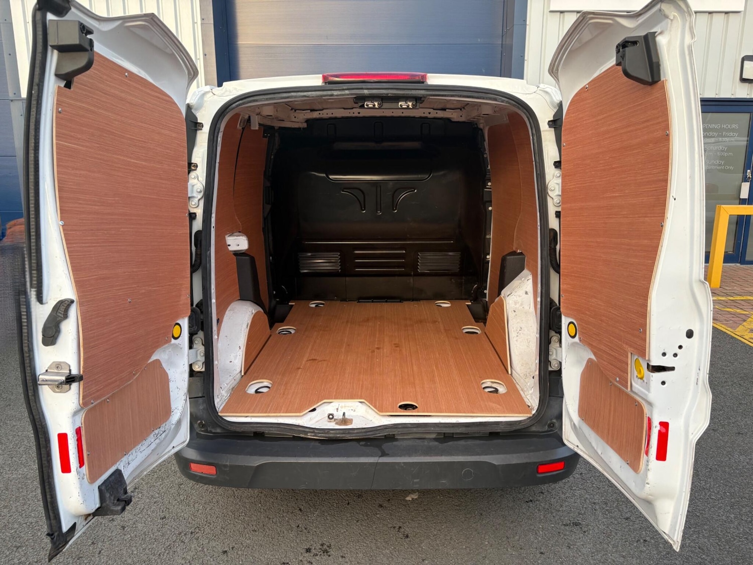 Used Ford Transit Connect 2017 for sale - 77049703: Photo 10