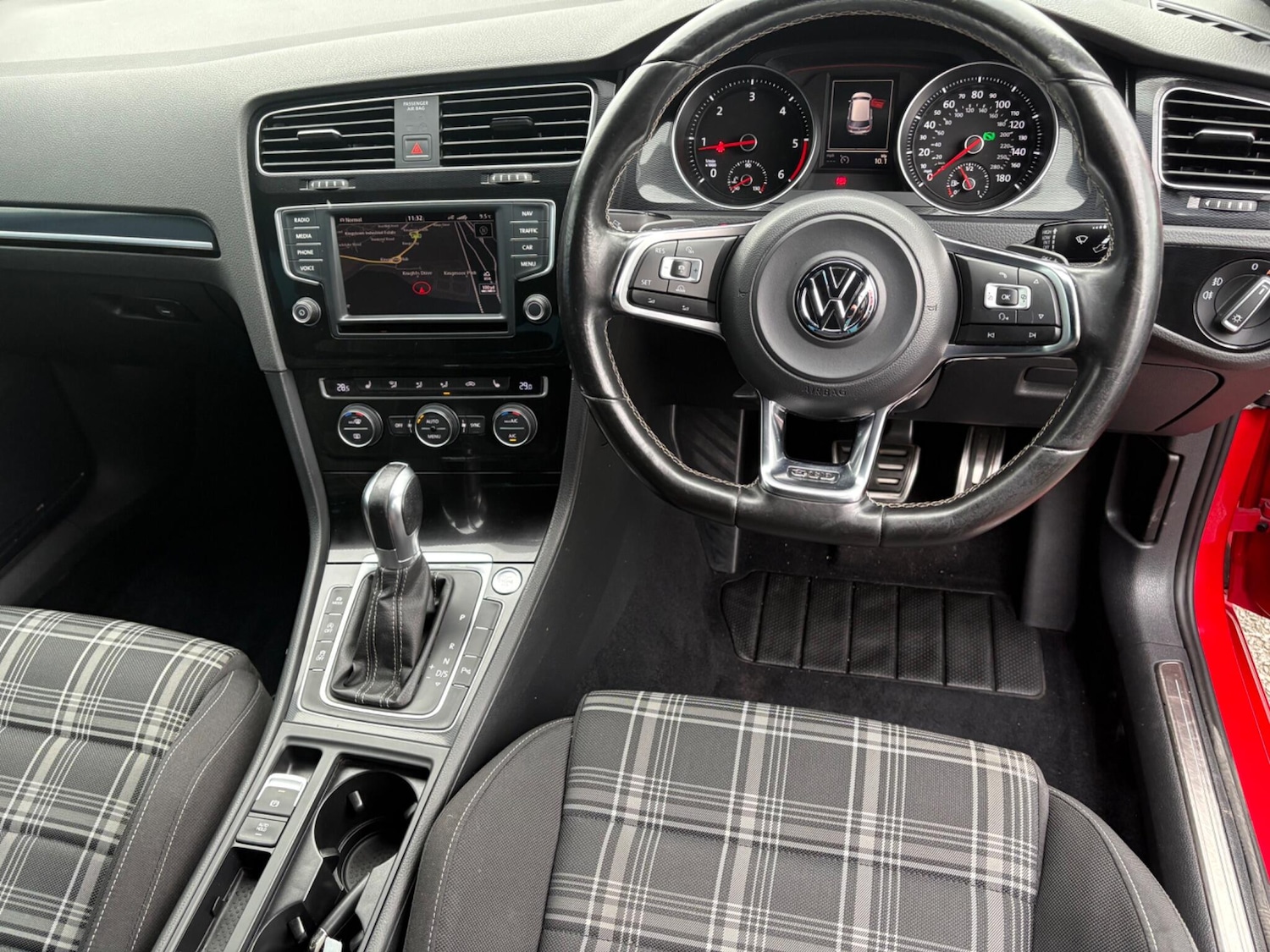 Used Volkswagen Golf 2016 for sale - 76991043: Photo 14