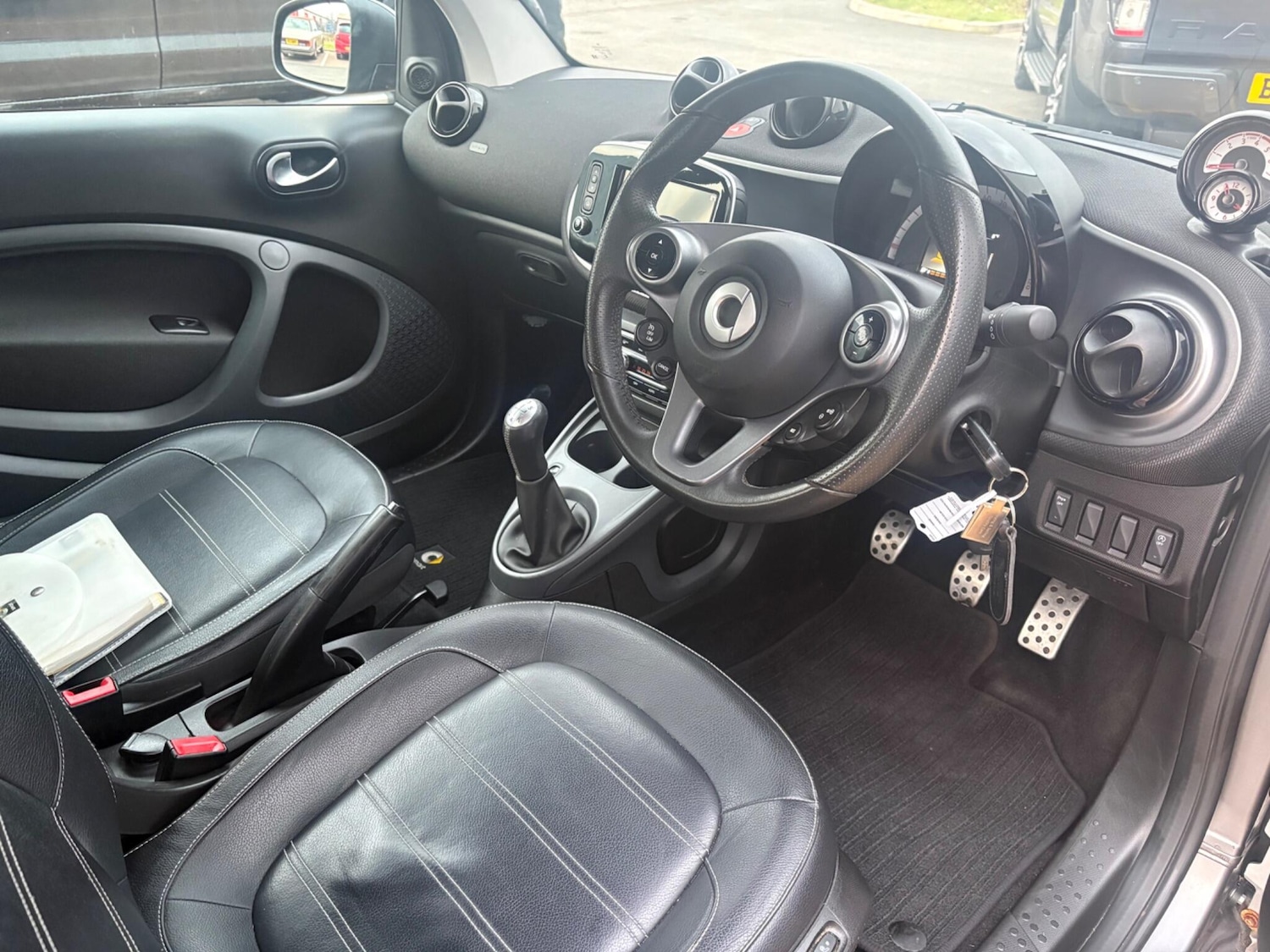 Used smart fortwo 2016 for sale - 77396649: Photo 19
