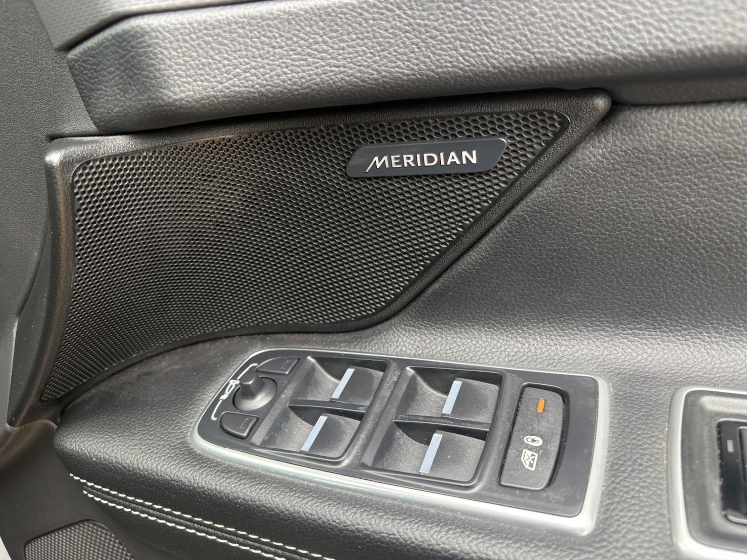 Used Jaguar XF 2018 for sale - 77940665: Photo 22