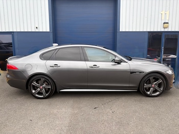 Used Jaguar XF 2018 for sale - 77940665: Photo