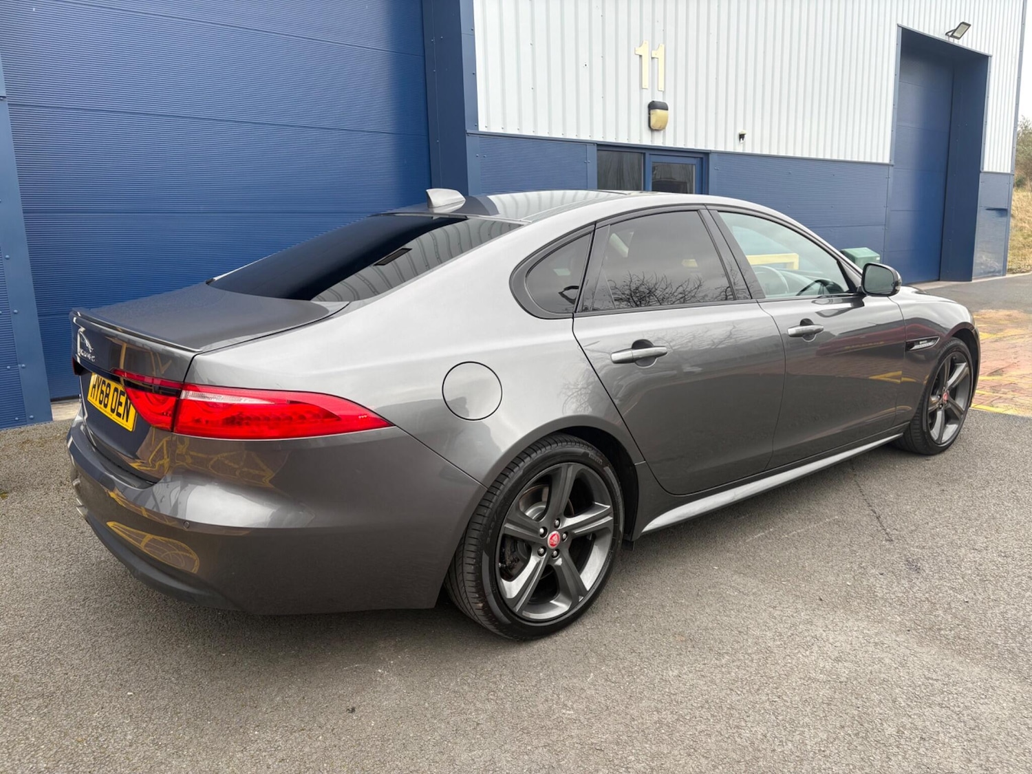 Used Jaguar XF 2018 for sale - 77940665: Photo 6