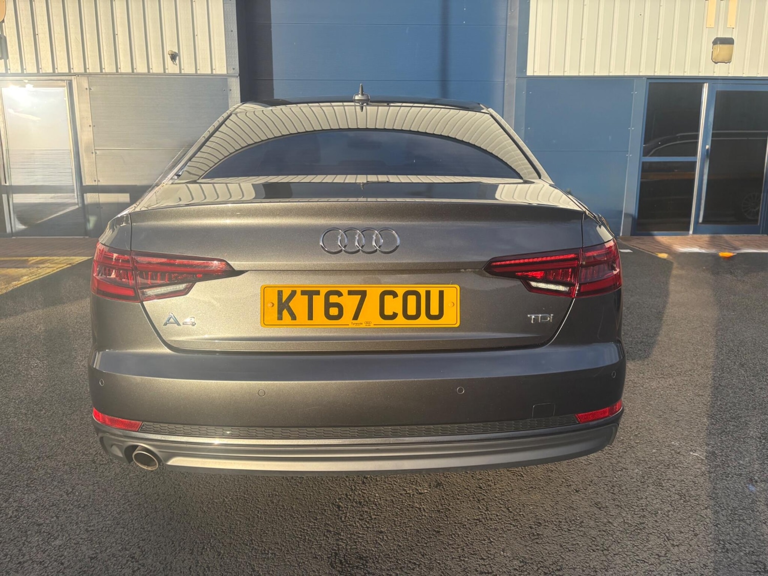 Used Audi A4 2017 for sale - 77358878: Photo 8