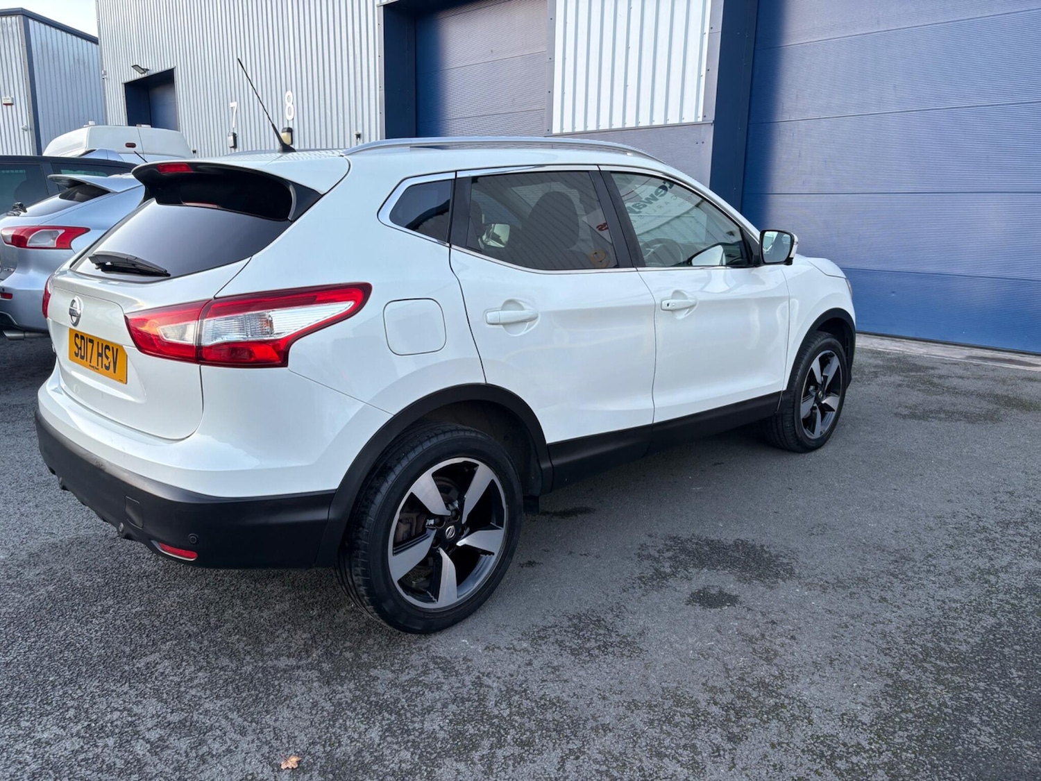 Used Nissan Qashqai 2017 for sale - 76388600: Photo 8