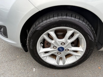 Used Ford Fiesta 2017 for sale - 77057493: Photo