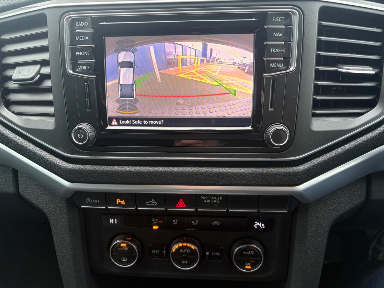 Used Volkswagen Amarok 2017 for sale - 77279688: Photo 21