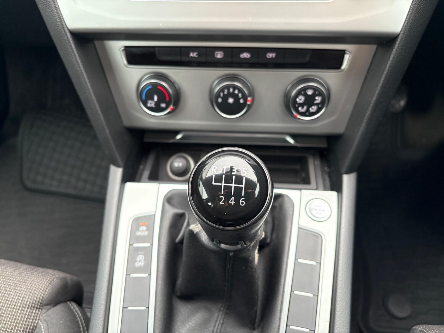 Used Volkswagen Passat for sale - 76824769: Photo 16