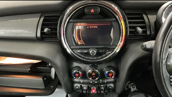 Used MINI Hatch 2017 for sale - 76295475: Photo 8