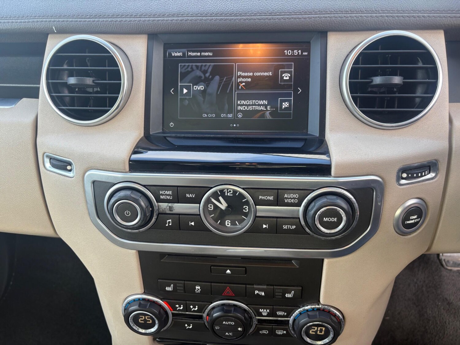 Used Land Rover Discovery 4 for sale - 77696740: Photo 22