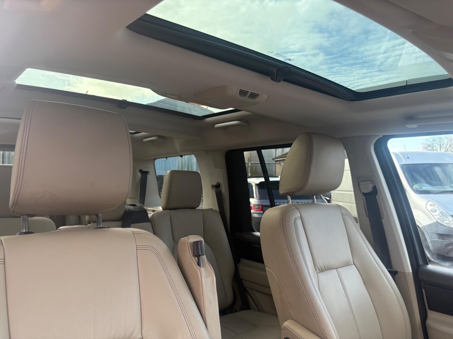 Used Land Rover Discovery 4 for sale - 77696740: Photo 29