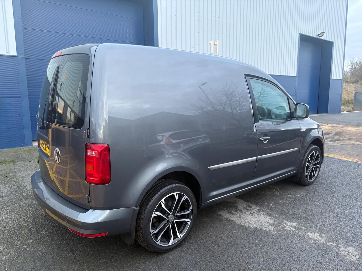 Used Volkswagen Caddy 2018 for sale - 77163382: Photo 2