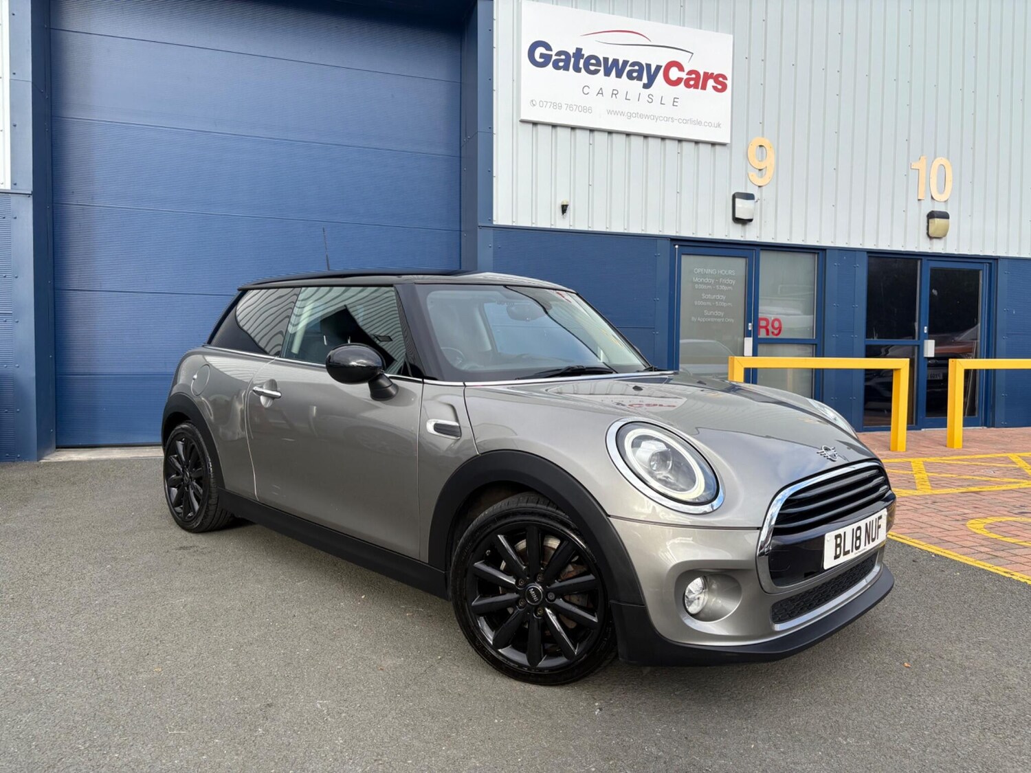 Used MINI Hatch 2018 for sale - 76136909: Photo 1