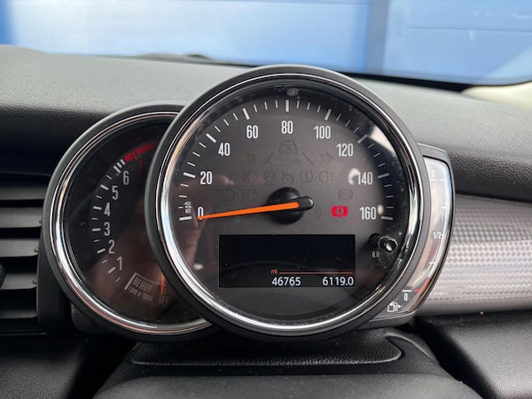 Used MINI Hatch 2018 for sale - 76136909: Photo 18