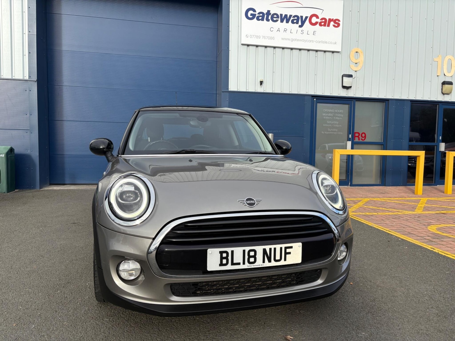 Used MINI Hatch 2018 for sale - 76136909: Photo 2