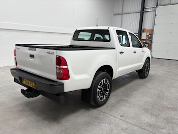 Used Toyota Hilux 2022 for sale - 75601485: Photo