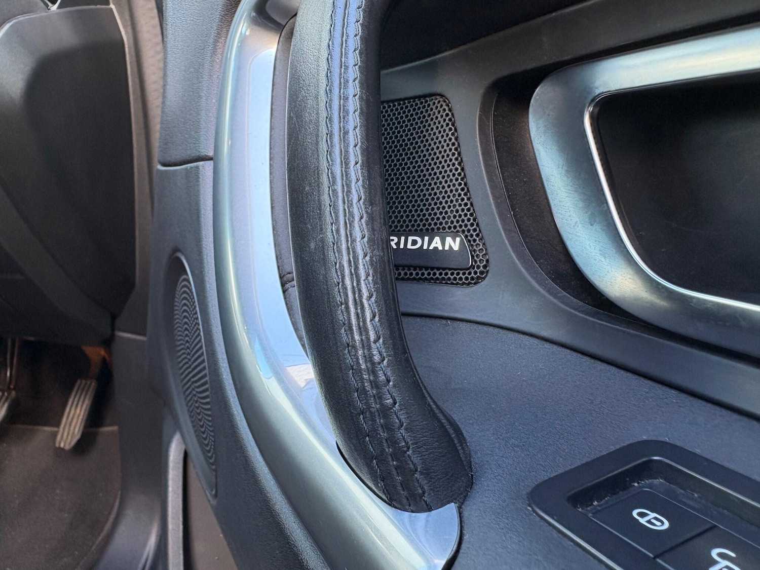 Used Land Rover Discovery Sport 2018 for sale - 76349717: Photo 17