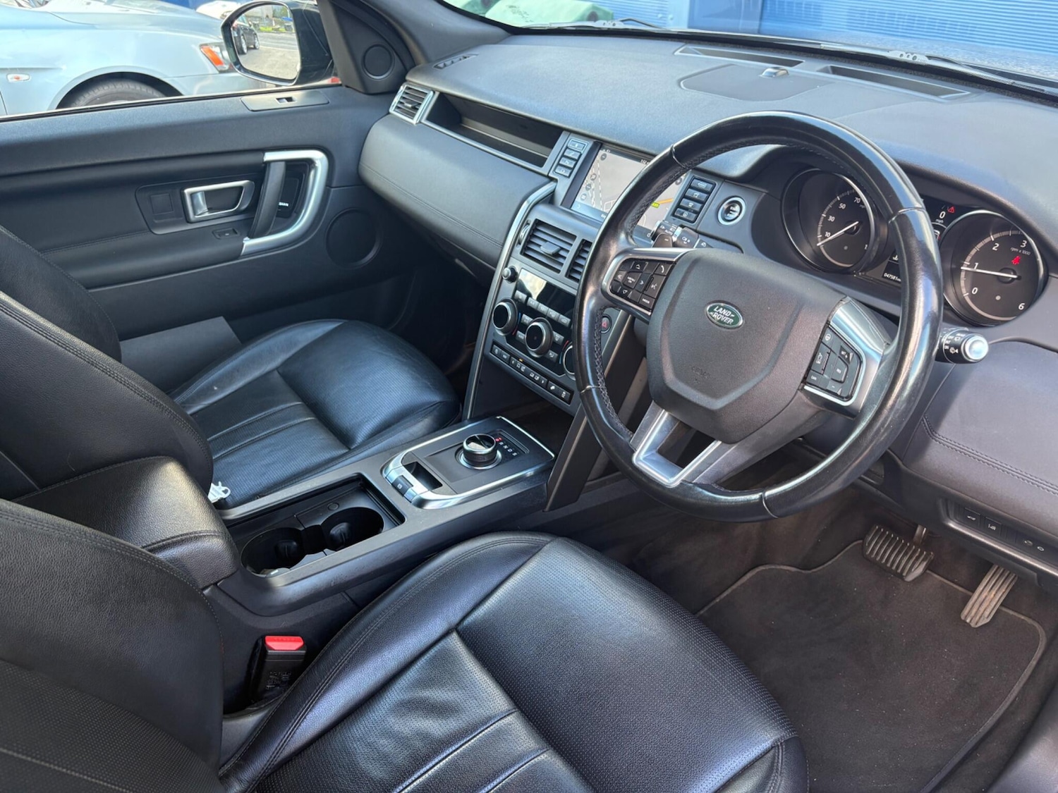 Used Land Rover Discovery Sport 2018 for sale - 76349717: Photo 19