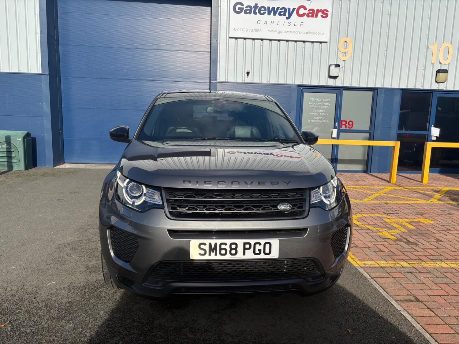 Used Land Rover Discovery Sport 2018 for sale - 76349717: Photo 2