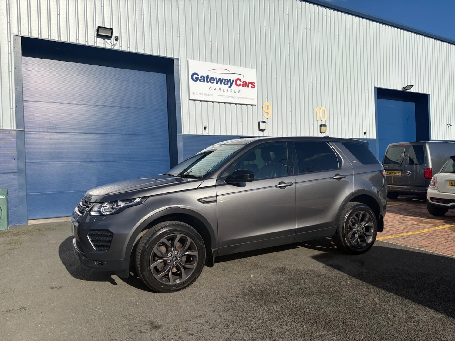 Used Land Rover Discovery Sport 2018 for sale - 76349717: Photo 3