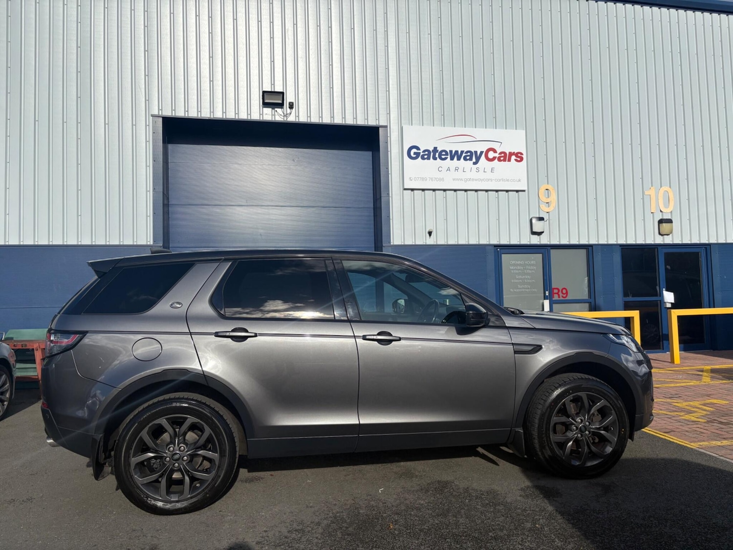 Used Land Rover Discovery Sport 2018 for sale - 76349717: Photo 4