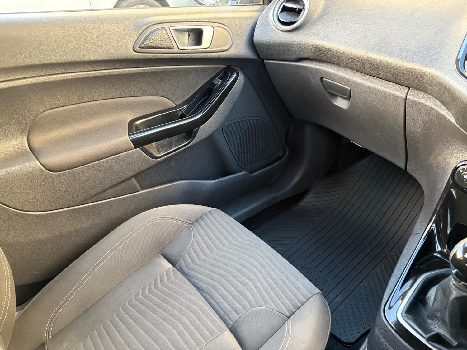 Used Ford Fiesta 2016 for sale - 76397958: Photo 19