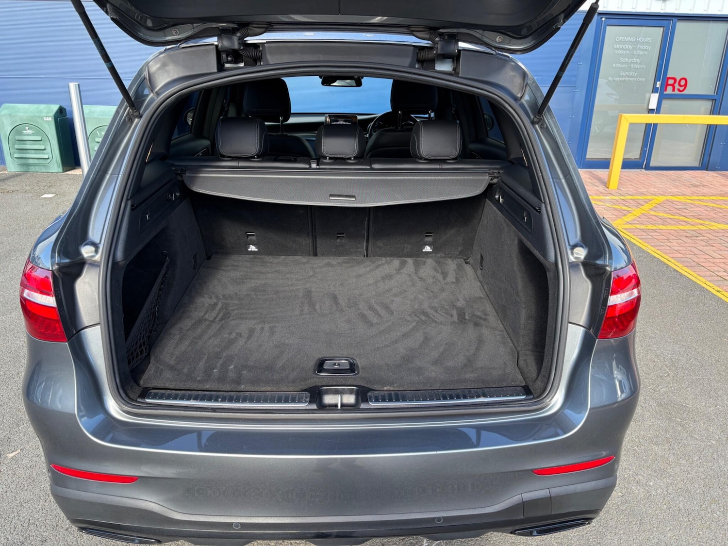 Used Mercedes-Benz GLC 2017 for sale - 76032742: Photo 8