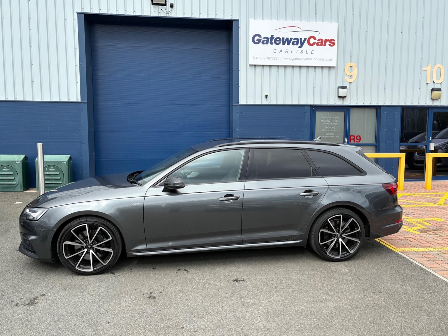 Used Audi A4 2017 for sale - 76458000: Photo 3