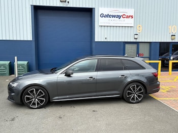 Used Audi S4 Avant 2017 for sale - 76458000: Photo