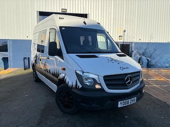 Used Mercedes-Benz Sprinter 2018 for sale - 76759595: Photo