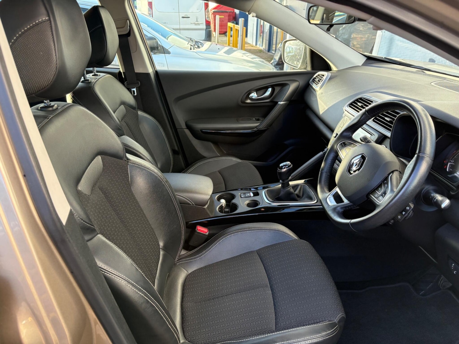 Used Renault Kadjar 2018 for sale - 76521848: Photo 14