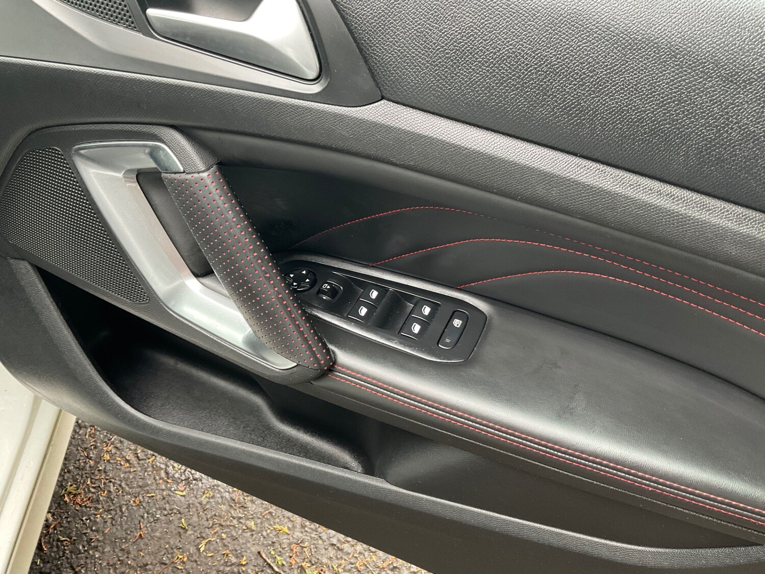 Used Peugeot 308 2015 for sale - 78121767: Photo 17