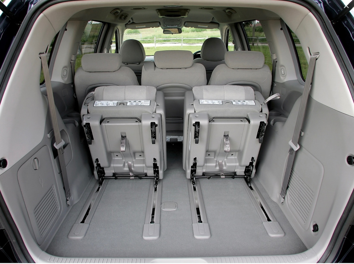 Used Kia Sedona 2011 for sale - 77663557: Photo 12