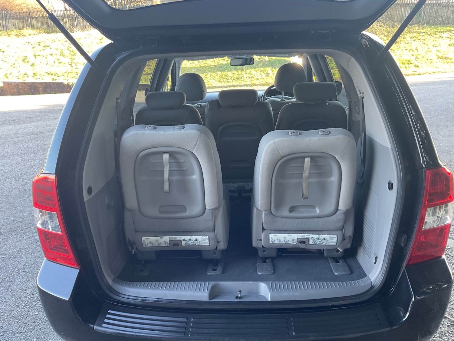 Used Kia Sedona 2011 for sale - 77663557: Photo 15