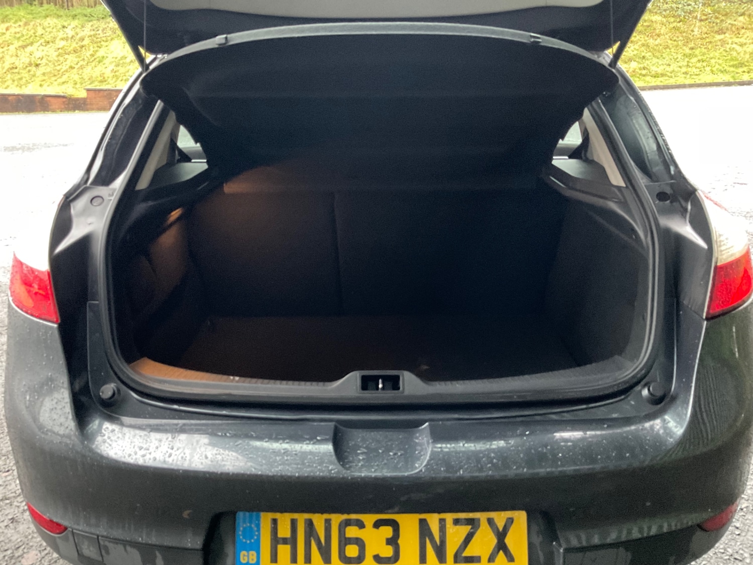 Used Renault Megane 2013 for sale - 76358409: Photo 12