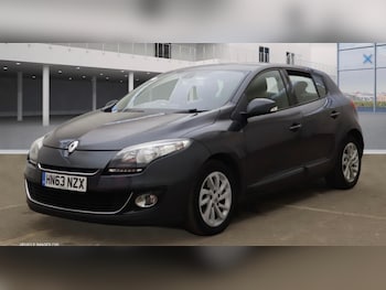 2013 (63) - 1.5 dCi 110 Dynamique TomTom 5dr [Start Stop]
