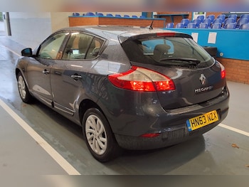 Used Renault Megane 2013 for sale - 76358409: Photo