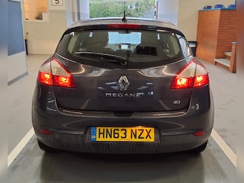 Used Renault Megane 2013 for sale - 76358409: Photo