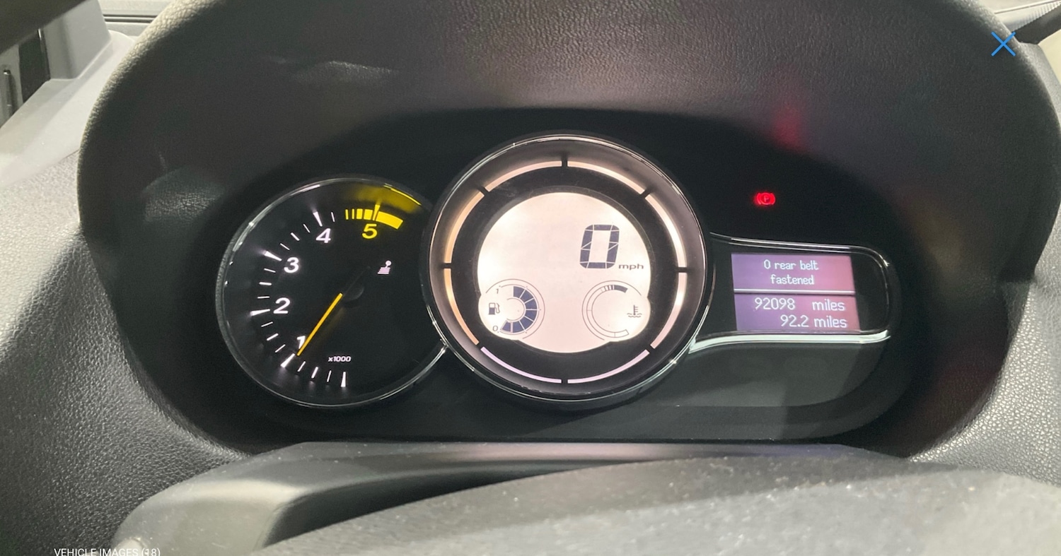 Used Renault Megane 2013 for sale - 76358409: Photo 7