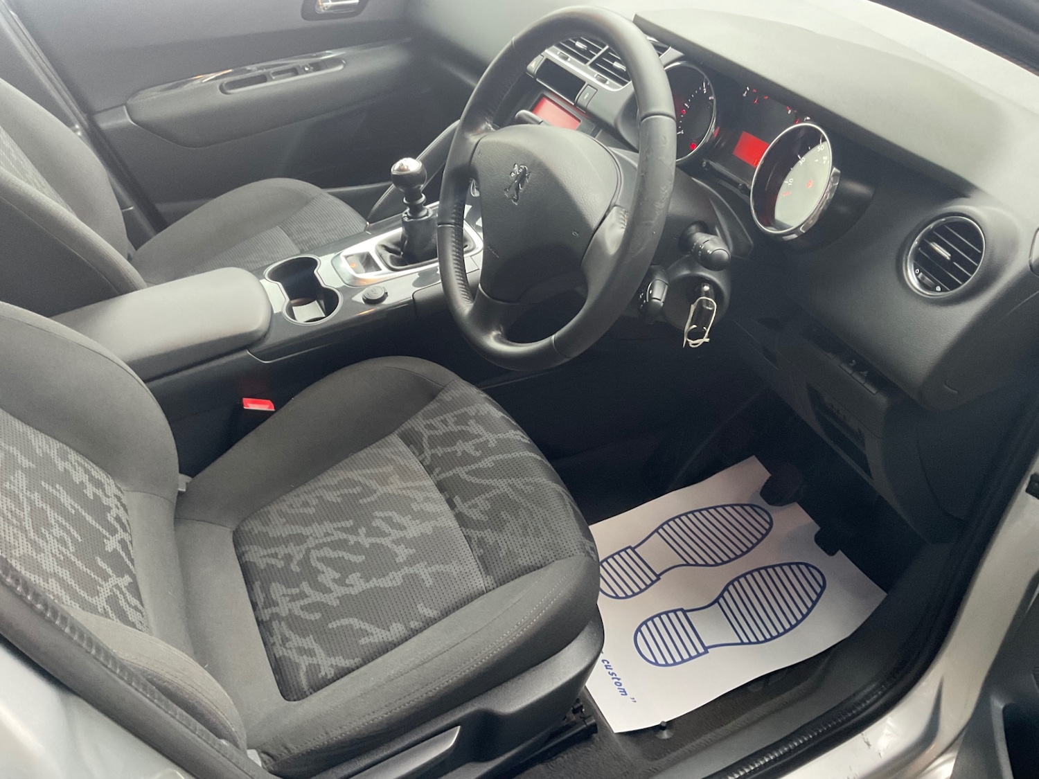 Used Peugeot 3008 2012 for sale - 77088278: Photo 9