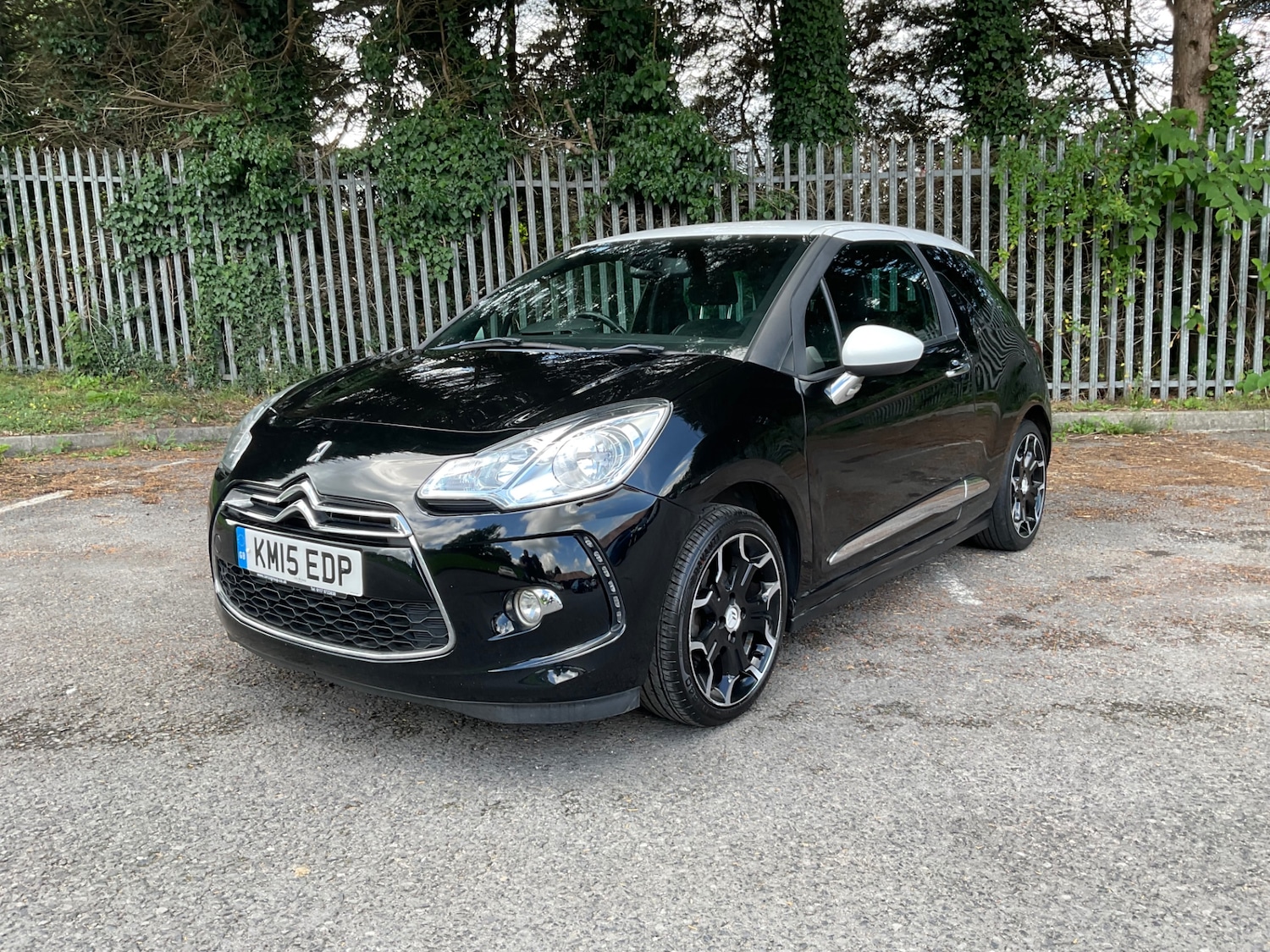 Used Citroen DS3 2015 for sale - 75427563: Photo 1