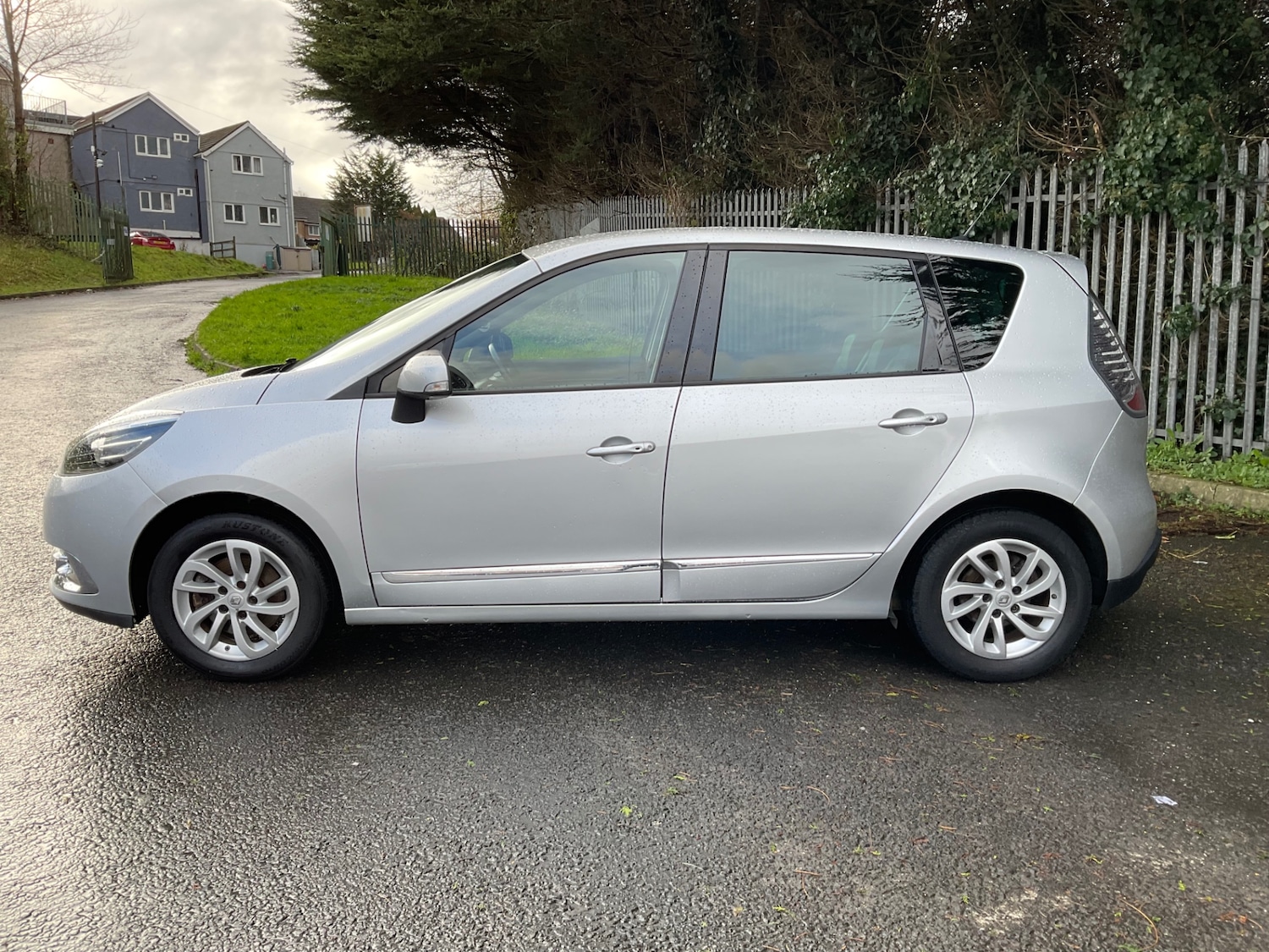 Used Renault Scenic 2016 for sale - 76667894: Photo 3